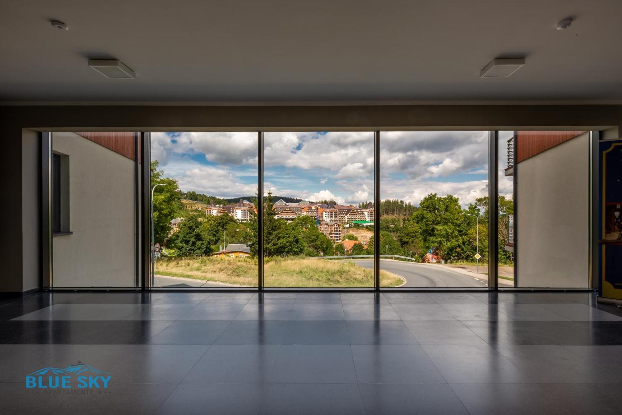 Apartamenty Bluesky - Karkonoska 13, Z Widokiem Na Gory, Blisko Szlakow I Wyciagow, W Zielonej Okolicy Карпач Стая снимка