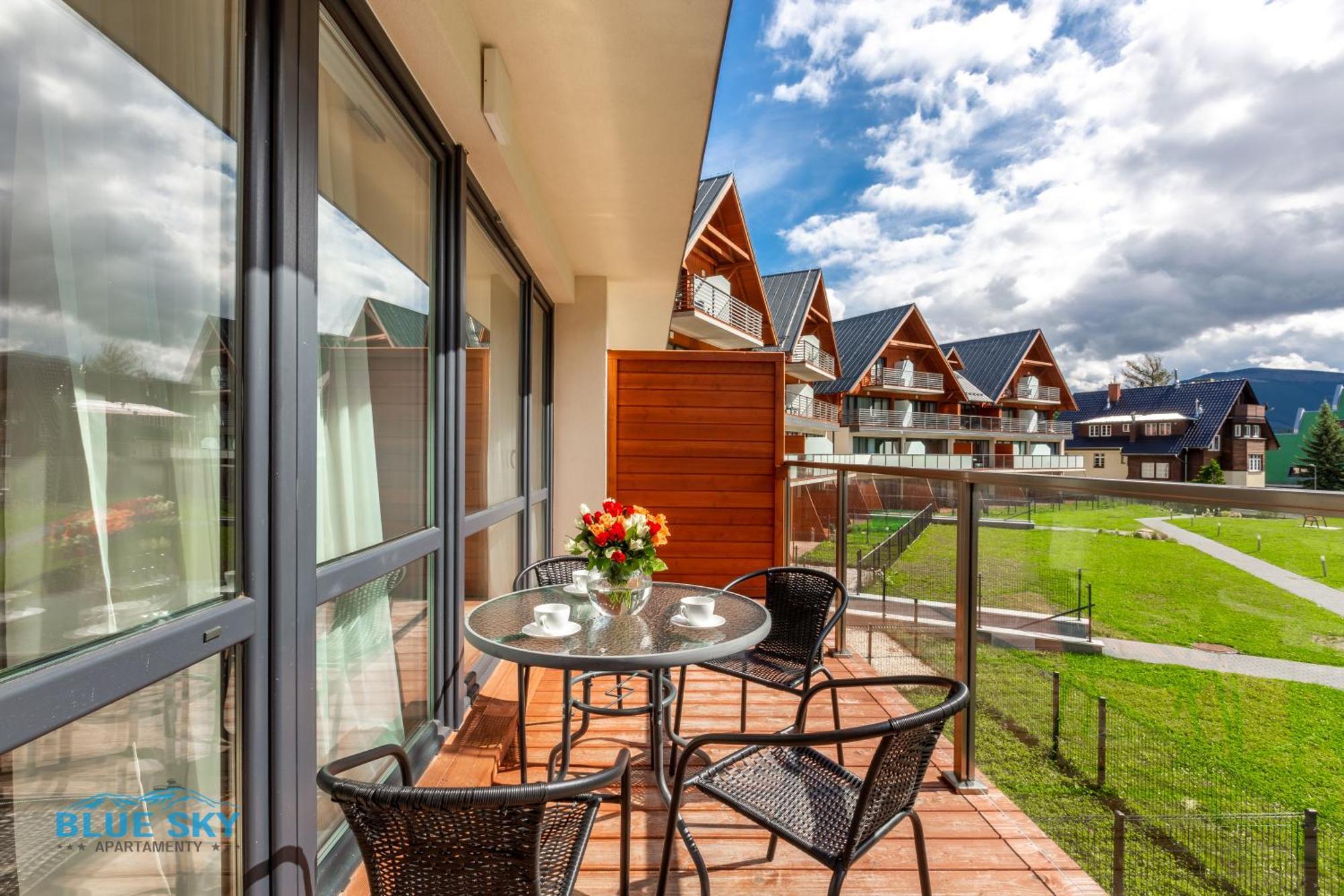 Apartamenty Bluesky - Karkonoska 13, Z Widokiem Na Gory, Blisko Szlakow I Wyciagow, W Zielonej Okolicy Карпач Стая снимка