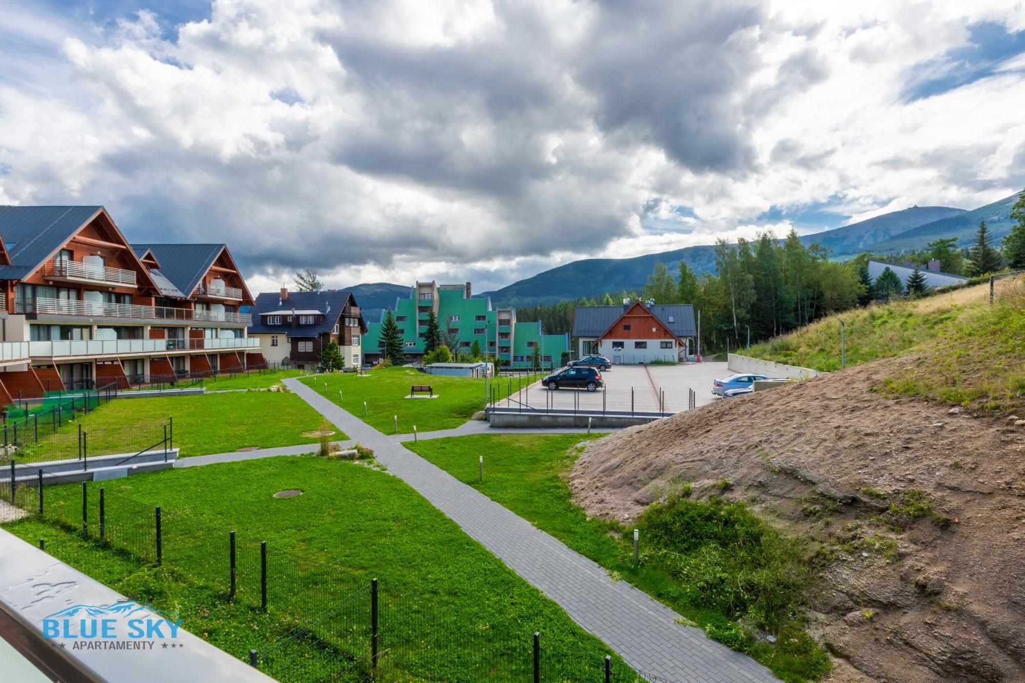 Apartamenty Bluesky - Karkonoska 13, Z Widokiem Na Gory, Blisko Szlakow I Wyciagow, W Zielonej Okolicy Карпач Стая снимка