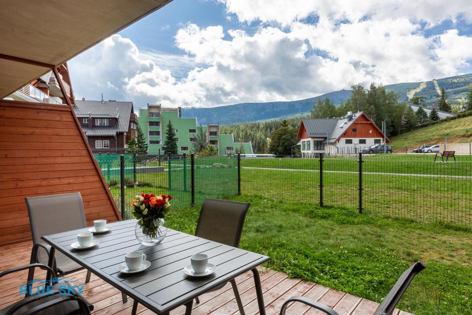 Apartamenty Bluesky - Karkonoska 13, Z Widokiem Na Gory, Blisko Szlakow I Wyciagow, W Zielonej Okolicy Карпач Стая снимка